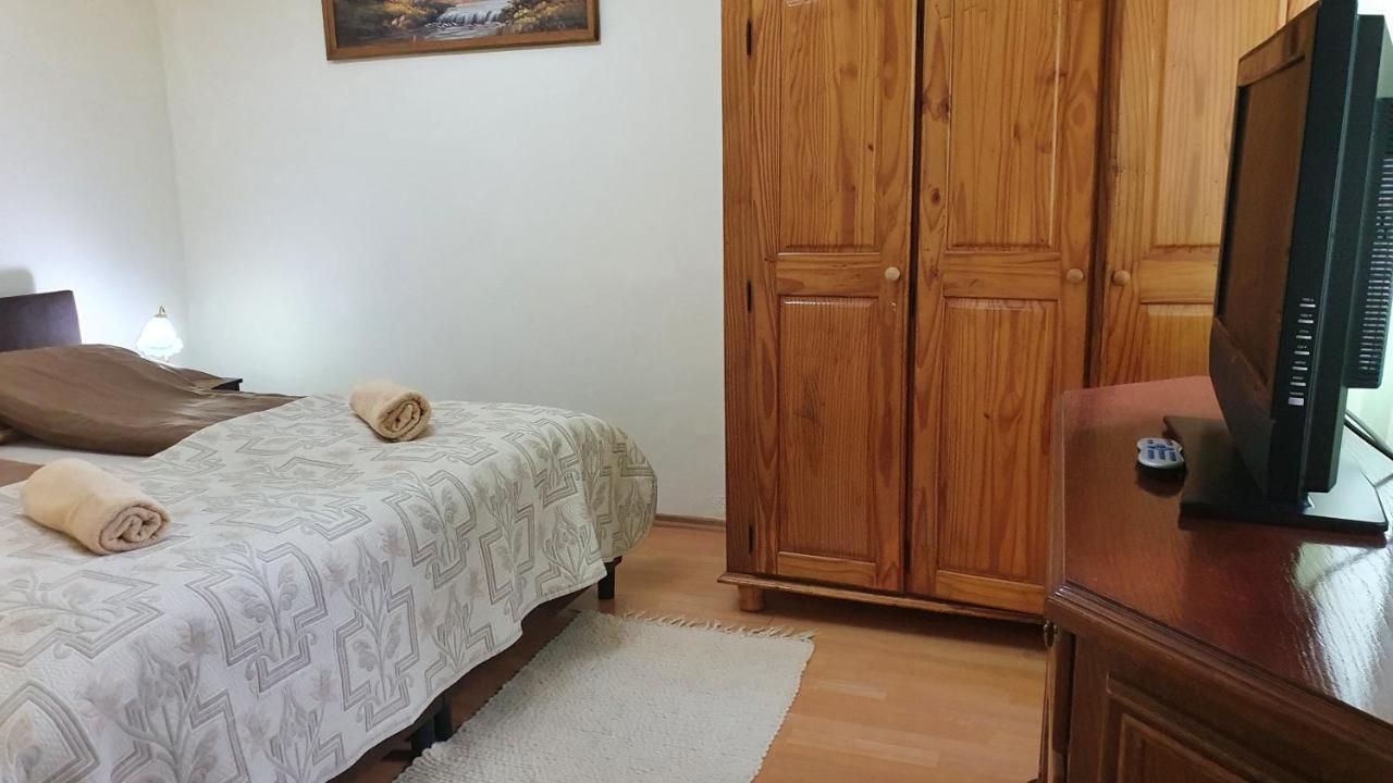 דירות Székesfehérvár Ruttkai Vendeghaz מראה חיצוני תמונה